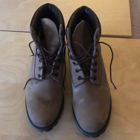 Timberlands - Picture 1 of 4